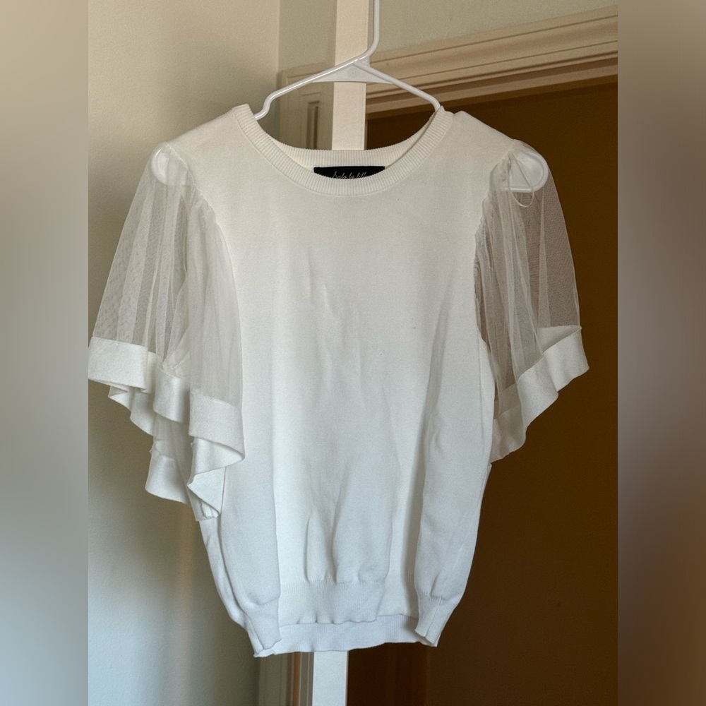 Salo la fille white flutter sleeve top sz L